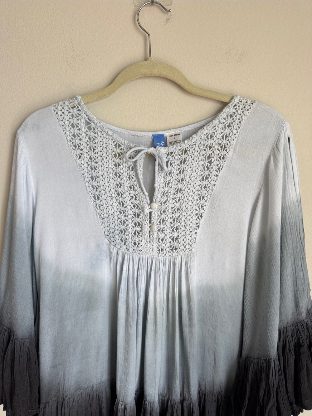 Isle By Melis Blue Ombre Crochet Trim Boho Swing Dress Size S Rayon Beachy - Picture 4 of 11